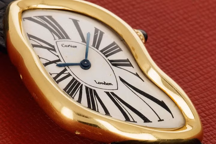 Chiếc đồng hồ vintage Cartier Crash phá kỷ lục với khoản đấu giá 1,5 triệu USD