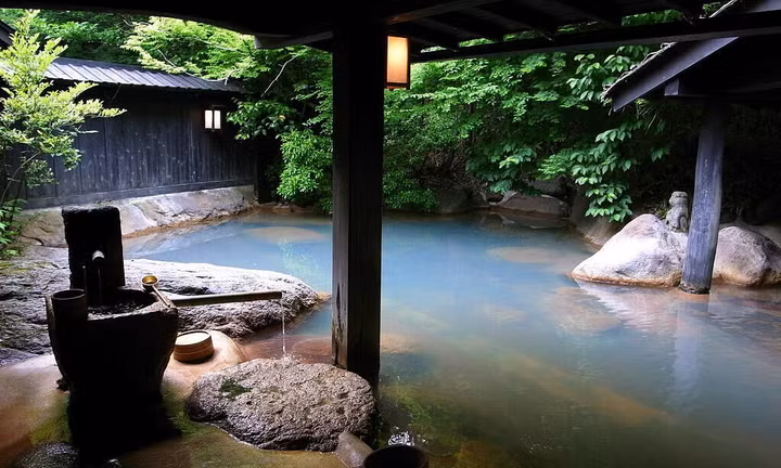 Khái niệm thư giãn Onsen và ryokan - du lịch truyền thống Nhật Bản
