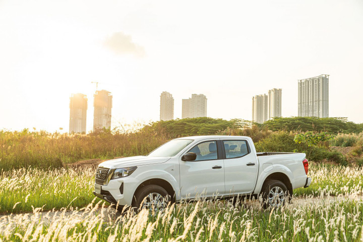 Nissan Navara thêm phiên bản Nissan Navara EL 2WD giá rẻ