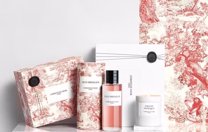 Hoạ tiết Toile de Jouy kinh điển trở thành niềm cảm hứng của nước hoa Dior