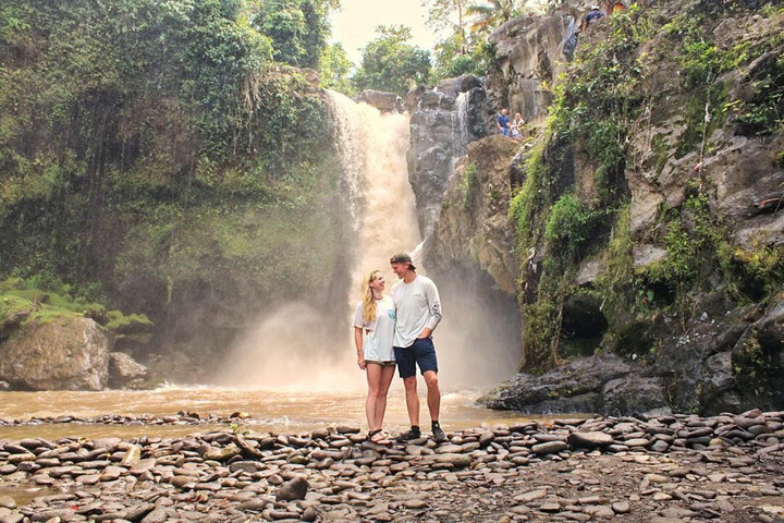 Check-in tại những thác nước Bali đẹp ngất ngây