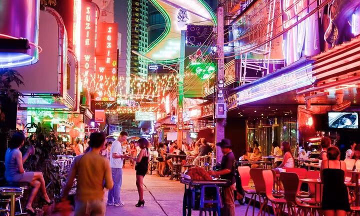 Vì sao khách quốc tế thích đến Thái Lan hơn Việt Nam?