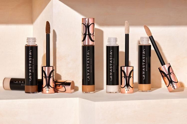 Anastasia Beverly Hills giới thiệu sản phẩm che khuyết điểm 25 màu đầu tiên