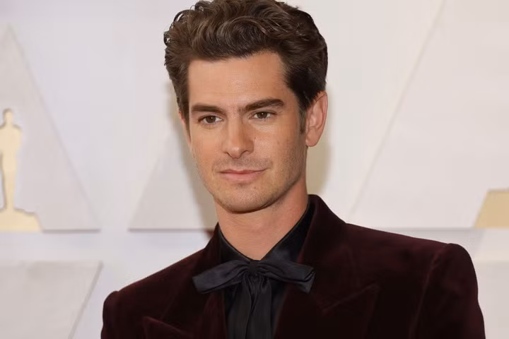 “Spider Man” Andrew Garfield tuyên bố tạm gác lại công việc diễn xuất