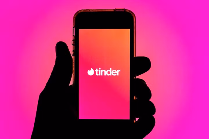 Tinder mở tính năng cho phép người dùng kiểm tra lý lịch hình sự