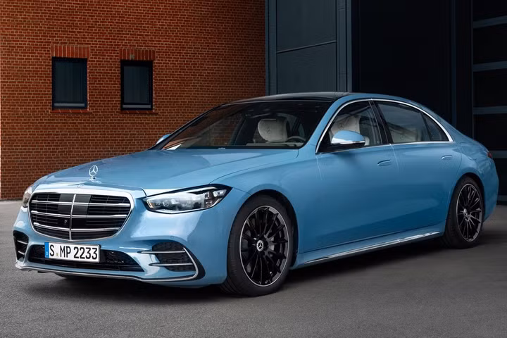 Mercedes-Benz ra mắt dịch vụ cá nhân hoá phương tiện "MANUFAKTUR"