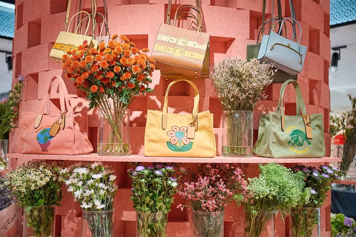 Coach giới thiệu pop-up “Crafting To Last” tại Tokyo, đề cao tay nghề thủ công và ý thức với môi trường