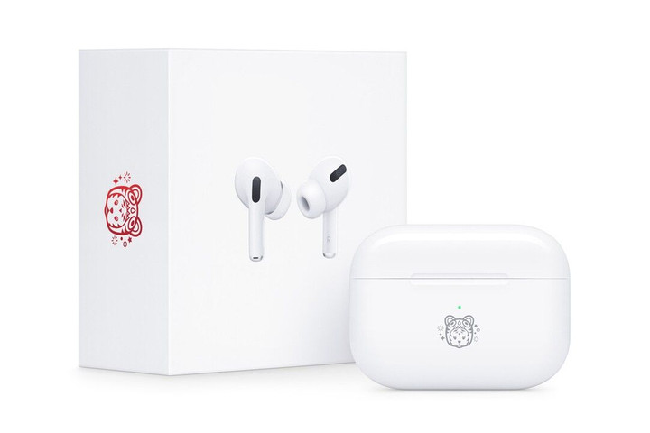 Apple phát hành AirPods đặc biệt cho năm Nhâm Dần