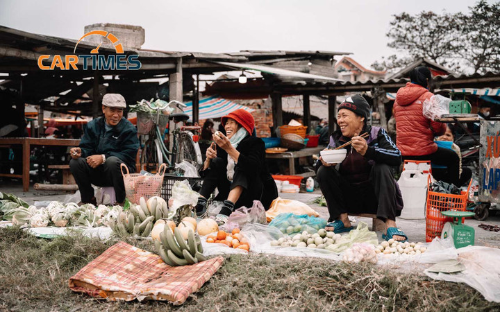 Chợ quê ngày Tết: Đậm văn hóa, rộn sắc xuân