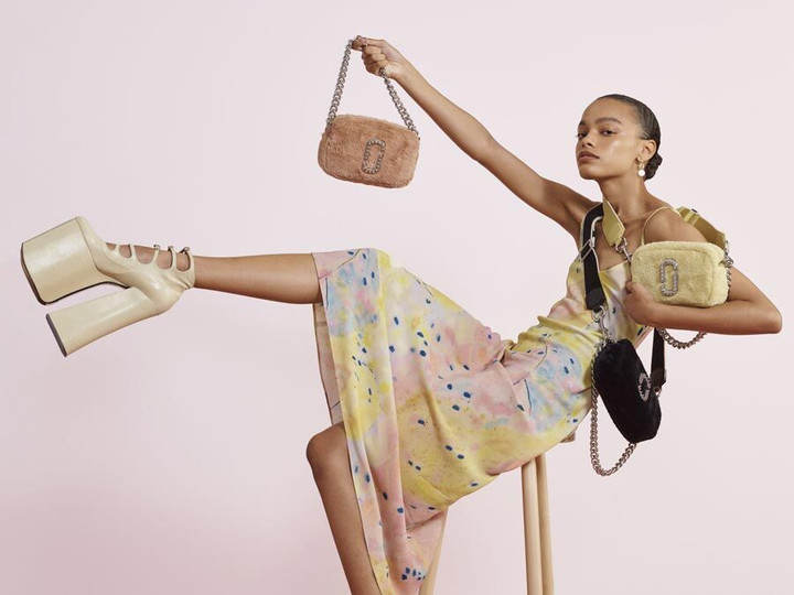 Bộ sưu tập Marc Jacobs Resort 2021- những chiếc túi trong mơ