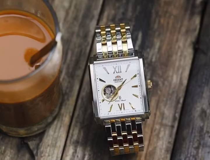 Sức hút của những mẫu đồng hồ nam hình chữ nhật