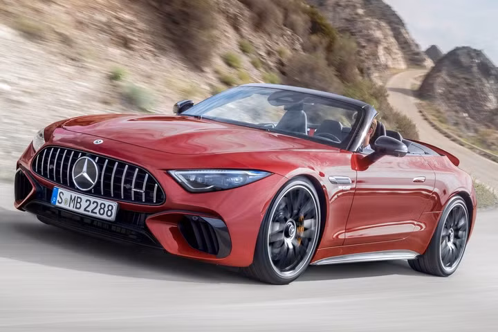 Mercedes-AMG “hồi sinh” phiên bản V8 SL Roadster cho năm 2022