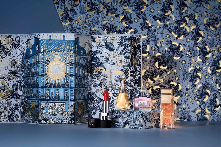 Dior Beauty hé lộ bộ quà tặng Dior 30 Montaigne “The Icons” dành riêng cho dịp lễ cuối năm