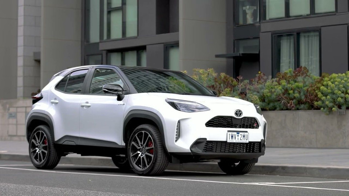 Chi tiết Toyota Yaris Cross GR Sport 2023 vừa ra mắt tại Australia, giá từ 24.000 USD