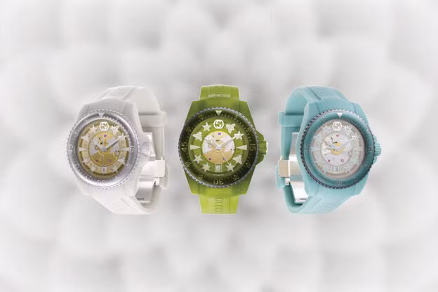 Gucci ra mắt đồng hồ từ nhựa sinh học với giá bán 40 triệu VNĐ