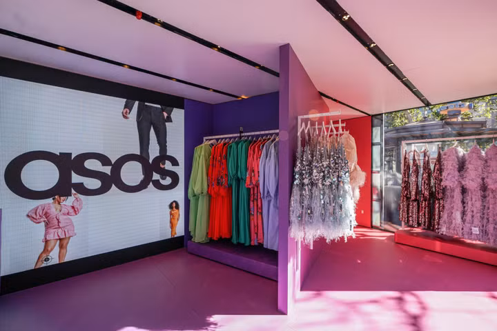 Công ty thời trang trực tuyến Asos ra mắt các cửa hàng vật lý đầu tiên