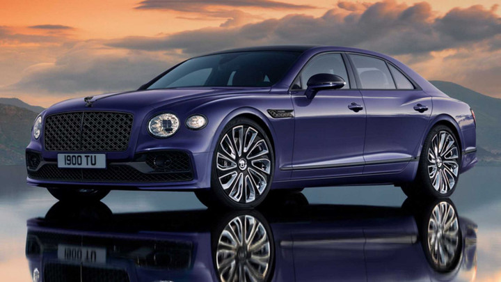 Bentley Flying Spur Mulliner sang trọng hơn với gói trang bị Blackline