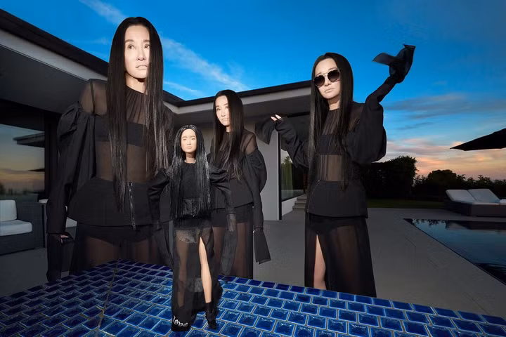 NTK Vera Wang khoe dáng bên phiên bản "Barbie" của riêng mình