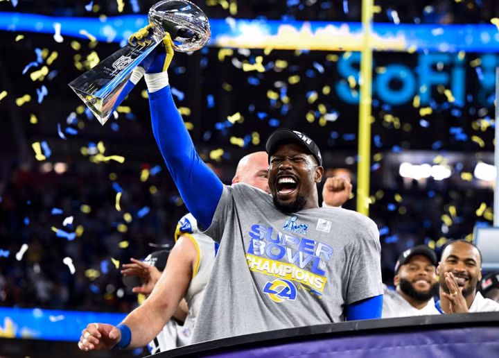 Tiffany & Co. giới thiệu chiếc cúp Vince Lombardi - Super Bowl® LVI