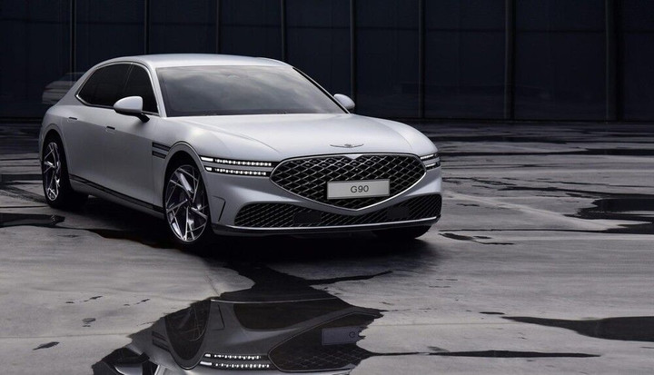 Genesis G90 2022: Thể thao và thanh lịch hơn