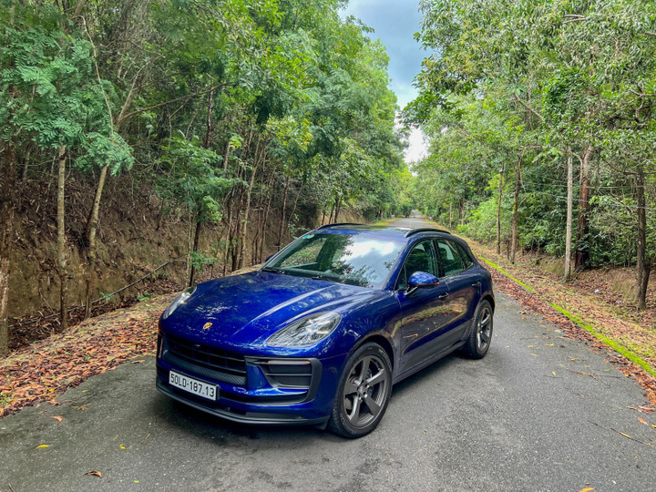 Porsche Macan 2022: Thay đổi nội - ngoại thất, nâng cấp khả năng vận hành