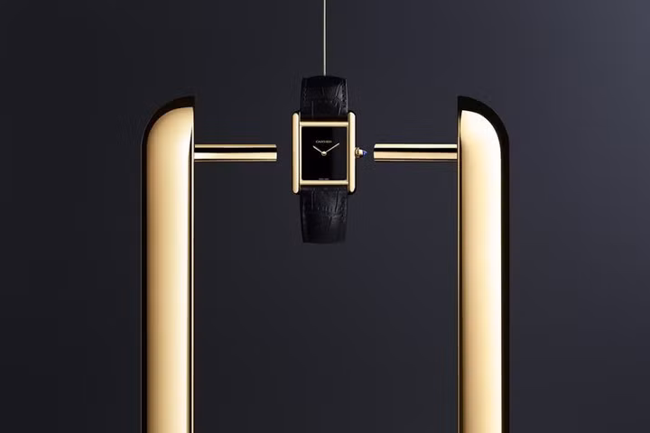 Đồng hồ Tank Louis Cartier: Niềm kiêu hãnh của tương lai trên cổ tay