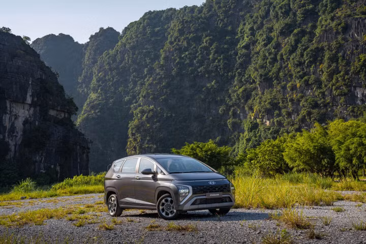 MPV cỡ nhỏ xe Hyundai Stargazer giá rẻ ra mắt tại Việt Nam