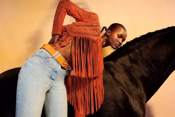 Balmain hợp tác với Netflix ra mắt bộ sưu tập 'The Harder They Fall'