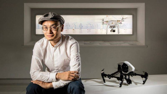 Ông chủ trẻ xây đế chế drone số 1 thế giới 
