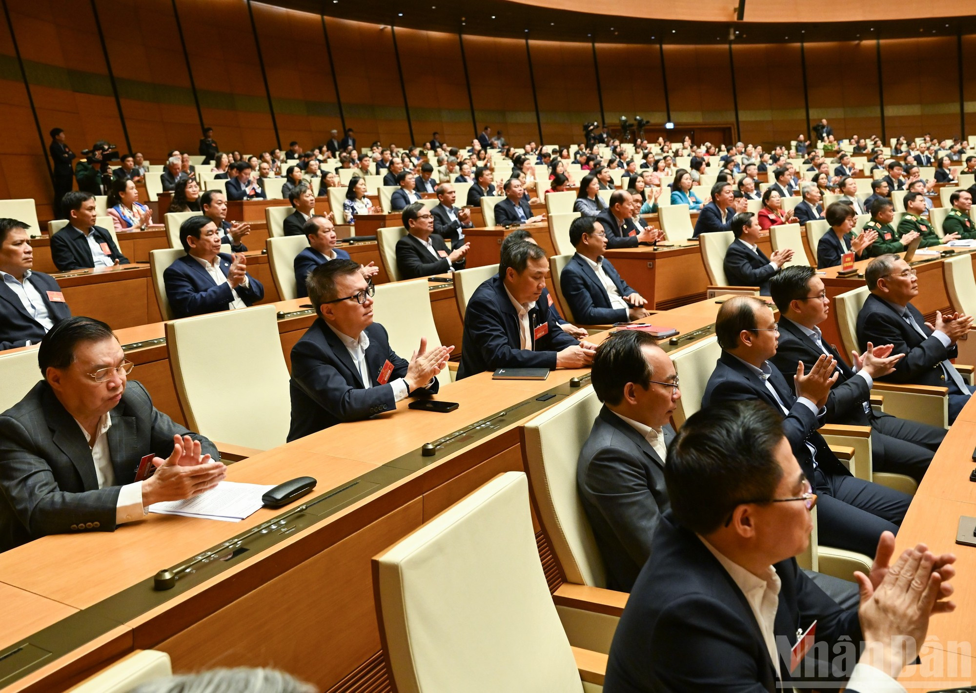 Các đại biểu tham dự hội nghị tại Hội trường Diên Hồng. (Ảnh: DUY LINH)