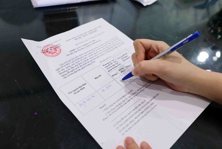 Người dân đồng thuận cao trong thực hiện chủ trương lớn của Đảng và Nhà nước Người dân đồng thuận cao trong thực hiện chủ trương lớn của Đảng và Nhà nước
