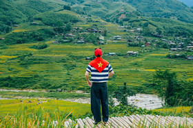 Ngày càng nhiều người Việt thích du lịch một mình: Tự do hay cô đơn?