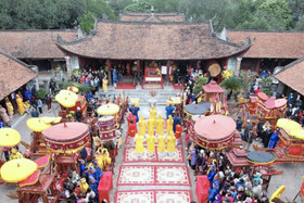 Trẩy hội tháng Giêng: Những lễ hội linh thiêng và đặc sắc đang và sắp diễn ra tại miền Bắc