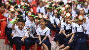 Miễn và hỗ trợ học phí là sự khẳng định rõ ràng rằng đầu tư cho giáo dục chính là đầu tư cho phát triển bền vững