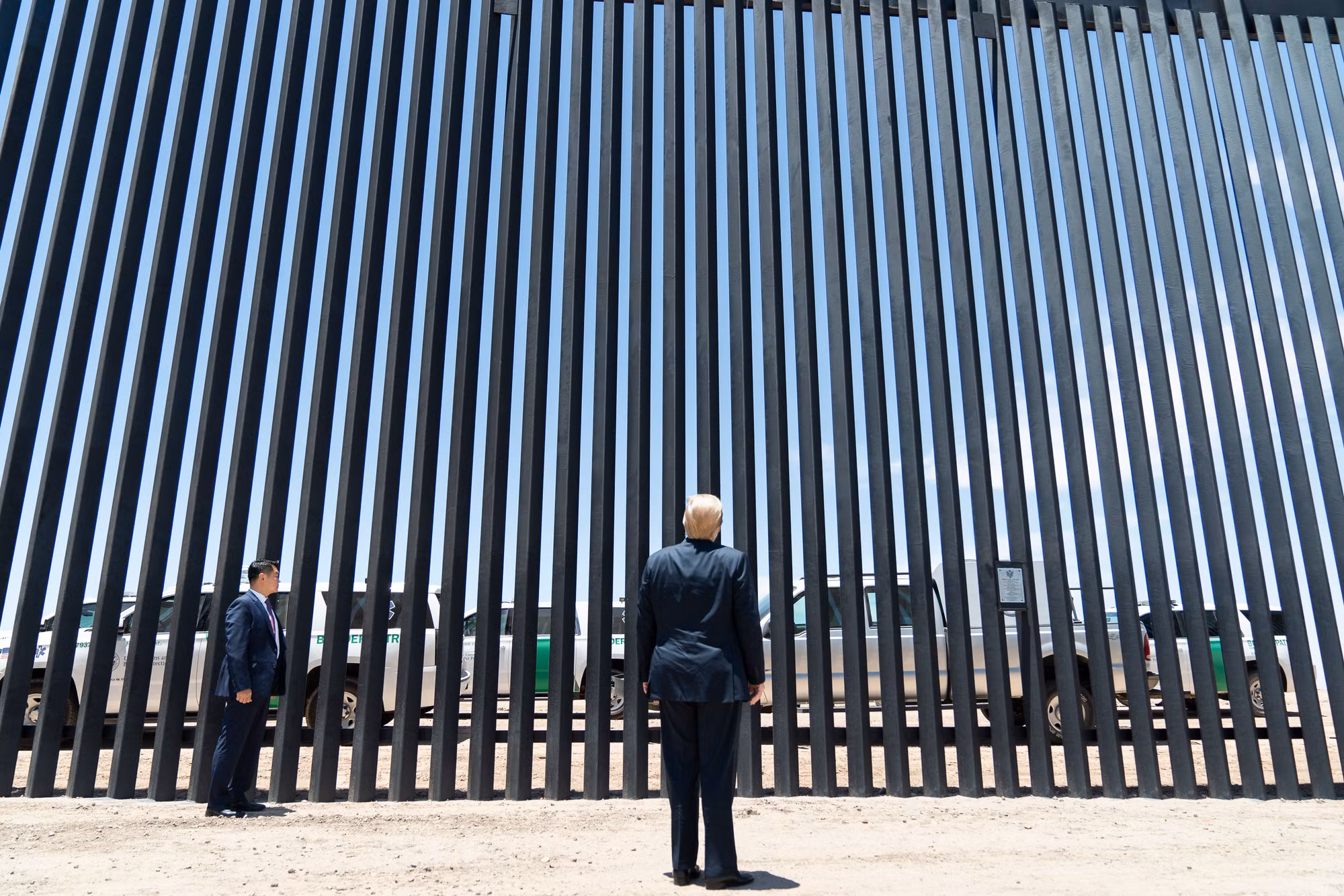 president-trump-travels-to-arizona-50040937841-7668.jpg