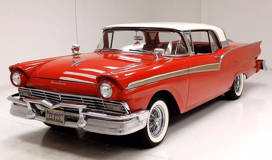 FORD FAIRLANE 500 1957.jpg