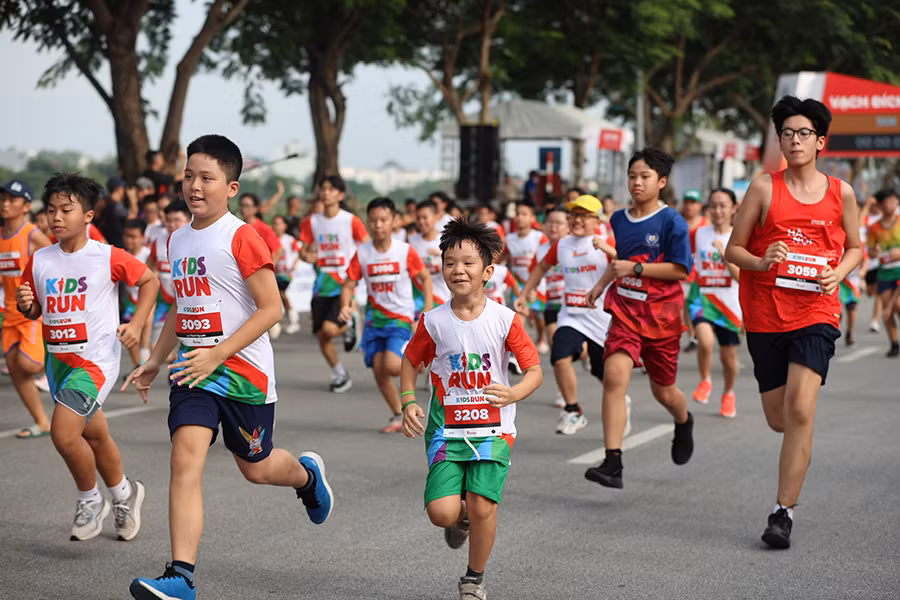 buoc chay2.jpg