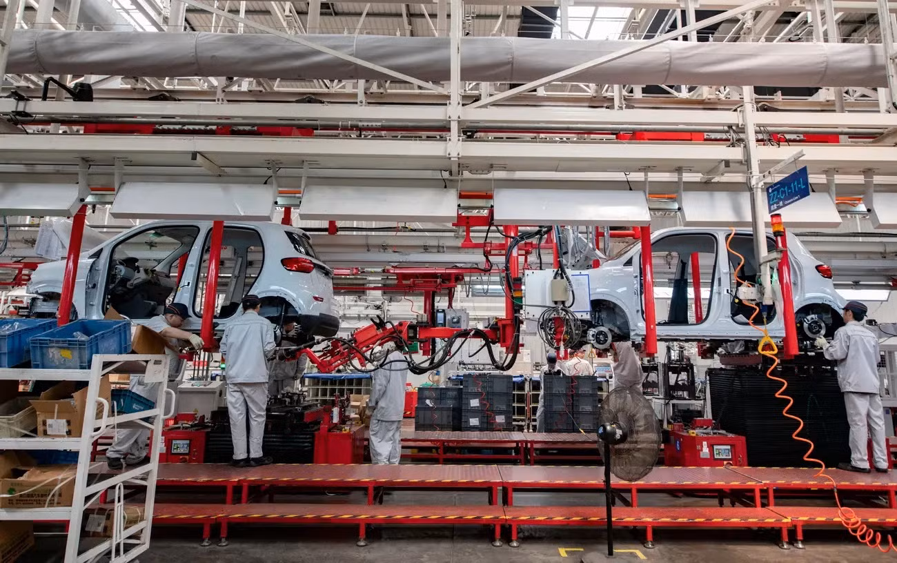 during-their-tenures-in-office-trump-and-biden-both-focused-on-costs-and-the-labor-force-for-auto-manufacturing-and-steel-4122.jpeg