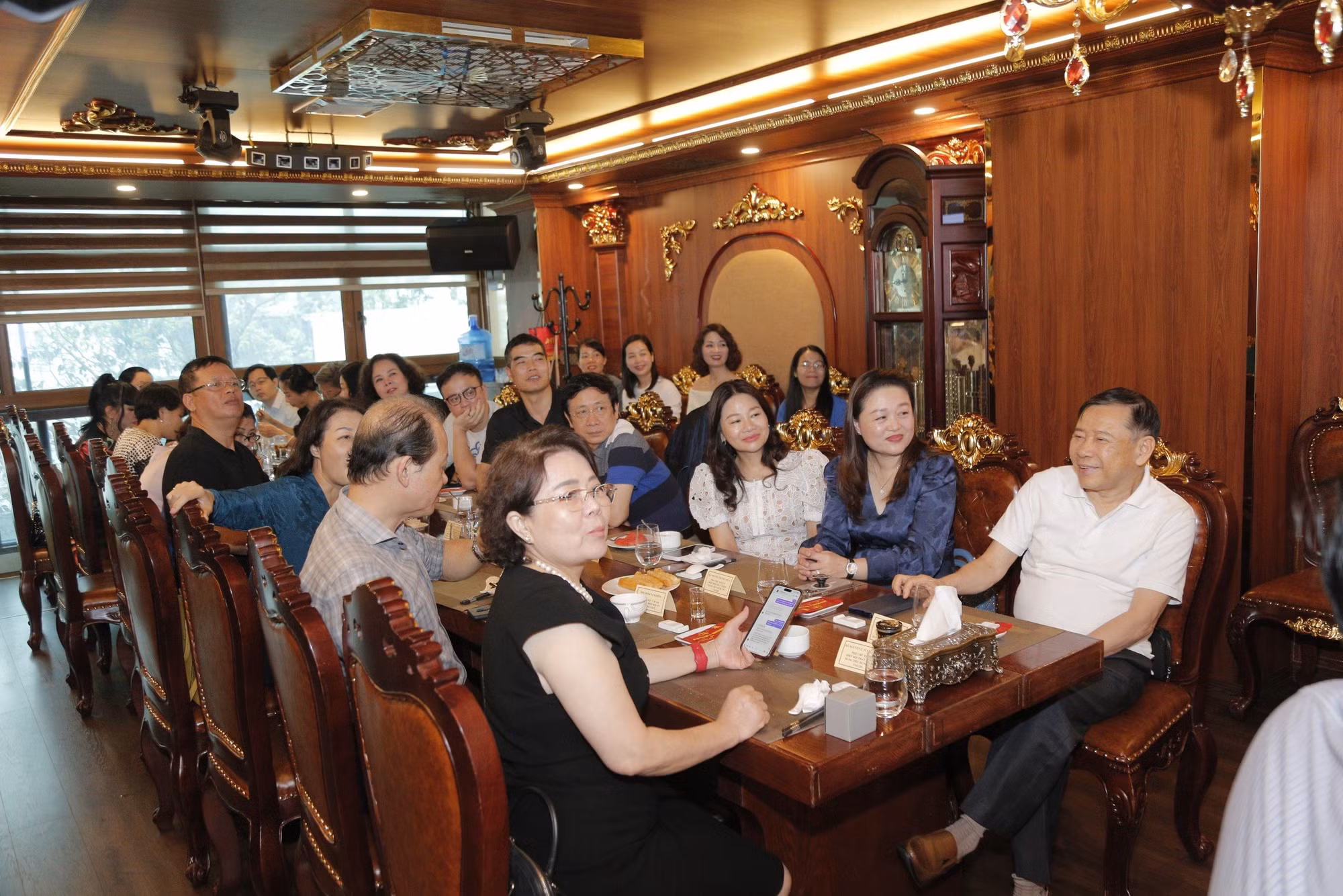 b76fa708b4981bc642895-2201.jpg