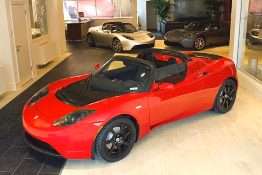 tesla-roadster-2871.jpg
