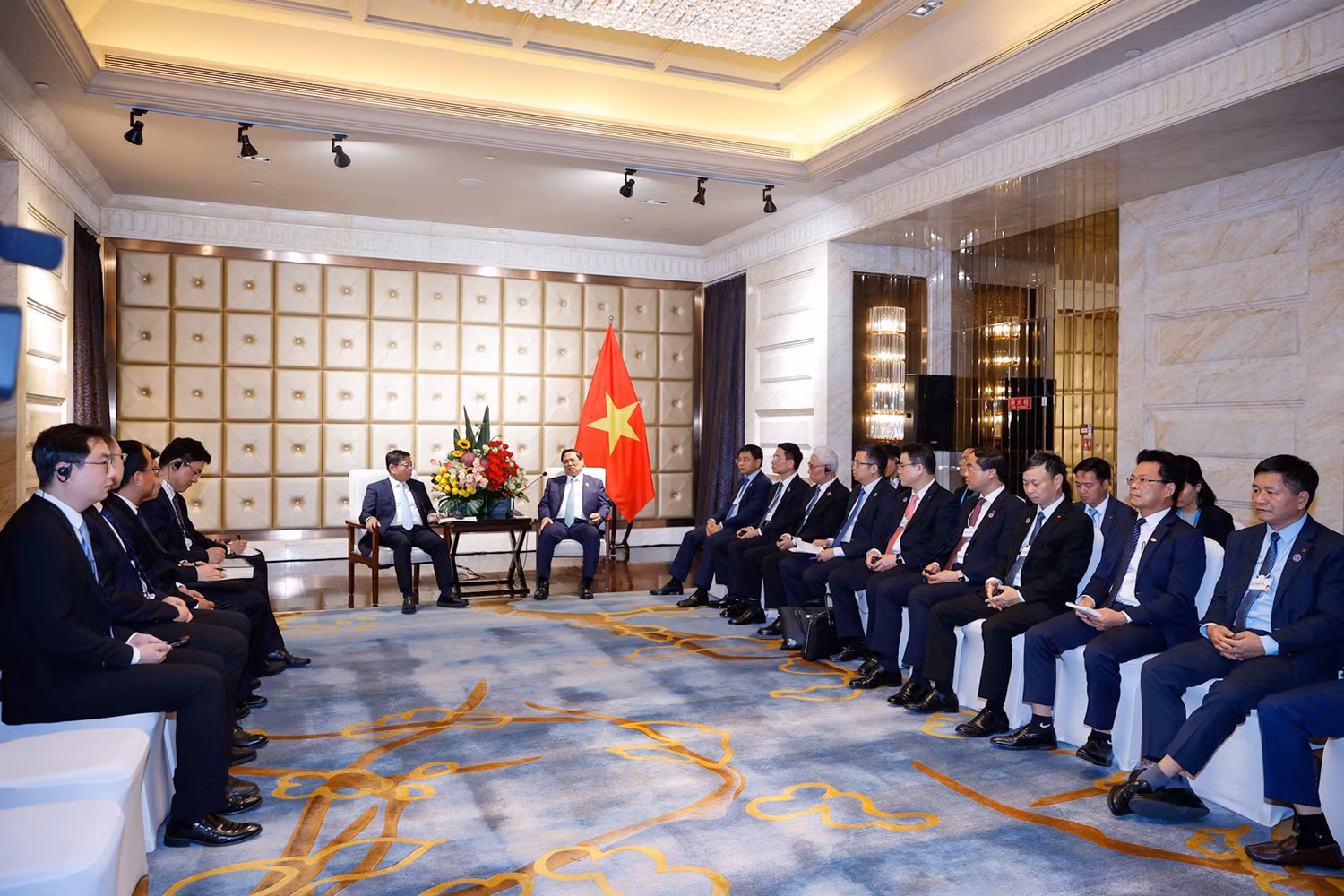 vietnam-seeks-enhanced-railway-connectivity-through-cooperation-with-china-7a75507c3f694f878334b99e84261b1d-312-2994.jpg