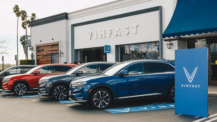 Cơn sốt xe điện đốt nóng cuộc đua lãi suất vay mua xe