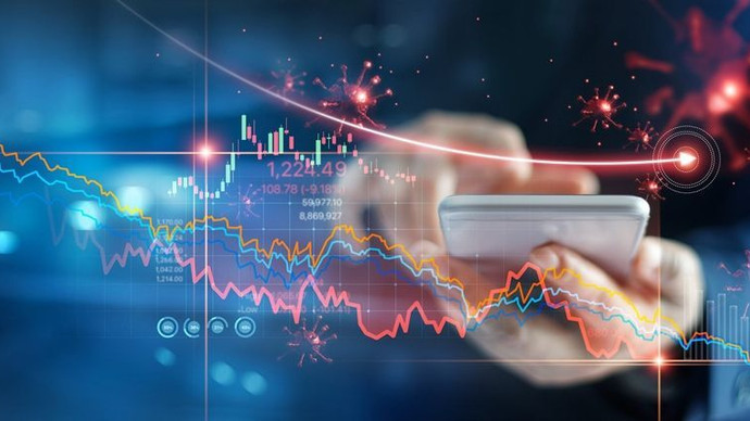 Áp lực trước đỉnh 1.900 điểm, nhà đầu tư nên xuống tiền hay đứng ngoài?