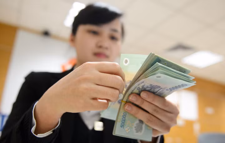 Gọi vốn bằng trái phiếu: nên phát hành riêng lẻ hay đại chúng?