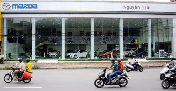 Thị trường ôtô Việt Nam sẽ lần đầu vượt ngưỡng 300.000 xe