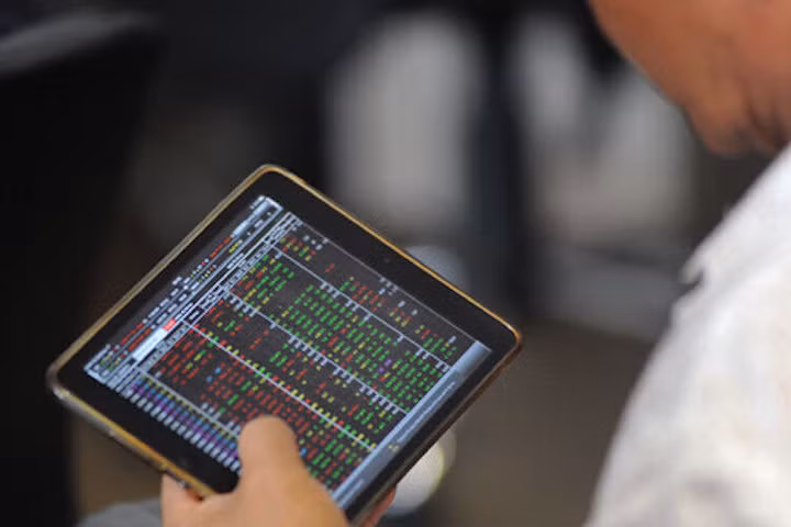 HNX ban hành Bộ nguyên tắc phân bảng UPCoM theo quy mô vốn