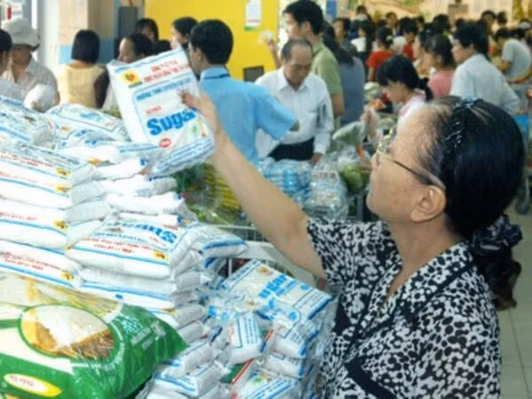 Kiến nghị tiếp tục đấu giá hạn ngạch nhập khẩu đường 2017