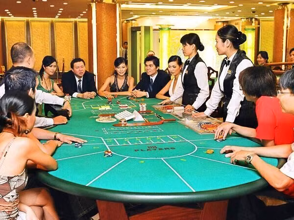 Người Việt được vào casino chơi... nếu chứng minh được thu nhập trên 10 triệu đồng/tháng