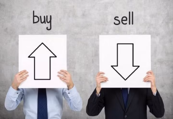 Lãnh đạo mua bán cổ phiếu: Nóng từ UPCoM!