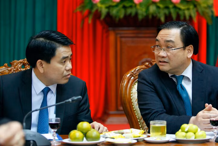 Bí thư, Chủ tịch Hà Nội đối thoại trực tiếp với doanh nghiệp